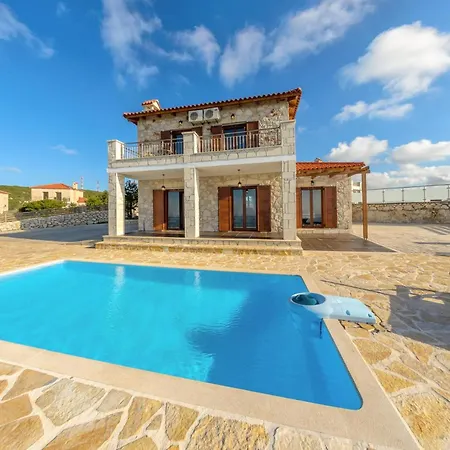 Sunset Vista Classic I Villa Volímai
